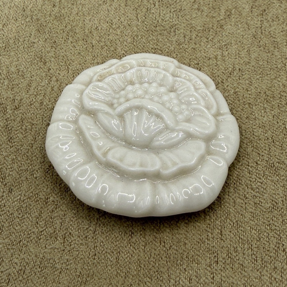 Vintage Ivory Porcelain 3D Molded Flower Pendant 14K Bail & Loop Cottage Garden